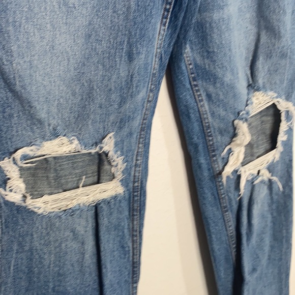 Abercrombie & Fitch Women's Denim The Dad High Rise Distressed Jeans sz 6 Short - Picture 4 of 9